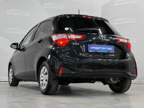 2018 Toyota Vitz III (XP130) Рестайлинг 2, чёрный, 975000 рублей - вид 26