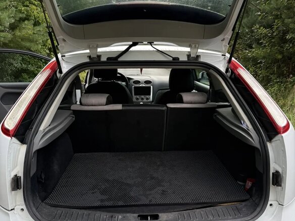 2008 Ford Focus II Рестайлинг, белый, 490000 рублей - вид 8