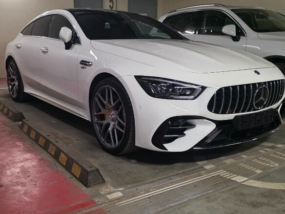 2022 Mercedes-Benz AMG GT 4-Door Coupe 43 I, белый, 10900000 рублей