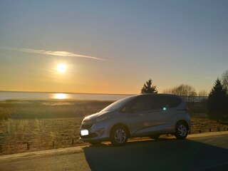 2017 Honda Freed II, серый, 1570000 рублей, вид 1
