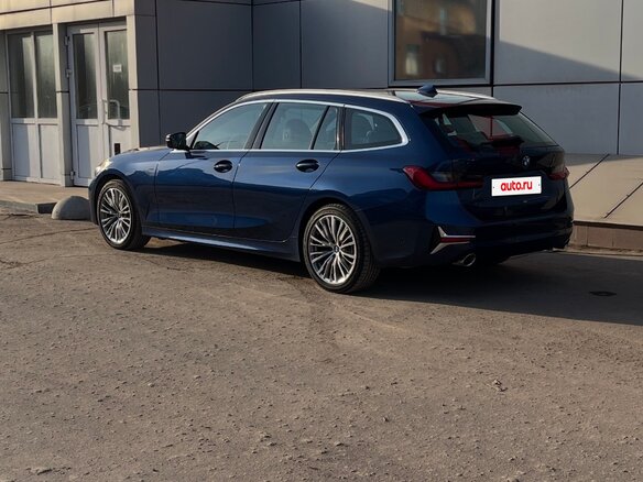 2019 BMW 3 серии 320d xDrive VII (G2x), синий, 3200000 рублей - вид 5
