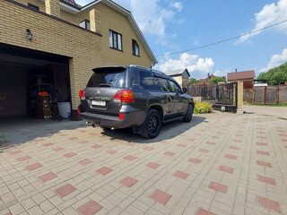 2011 Toyota Land Cruiser 200 Series, серый, 2849000 рублей, вид 2