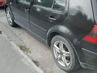 2001 Volkswagen Golf IV, чёрный, 350000 рублей, вид 2