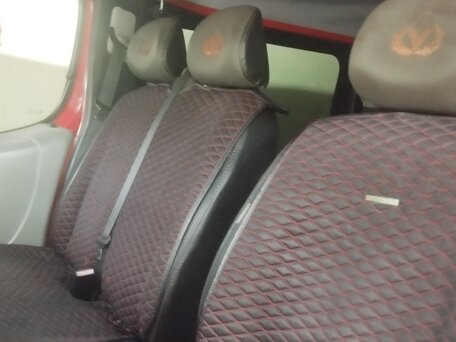 2005 Renault Trafic, красный, 1150000 рублей, вид 1