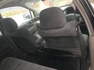 2000 Mitsubishi Chariot Grandis III, белый, 350000 рублей, вид 4