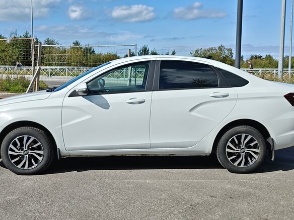 2023 Lada (ВАЗ) Vesta I Рестайлинг (NG), белый, 1250000 рублей - вид 7