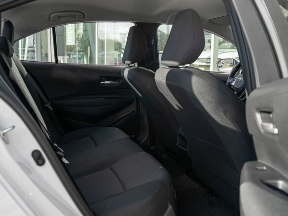 2025 Toyota Corolla XII (E210), белый, 2350000 рублей - вид 14