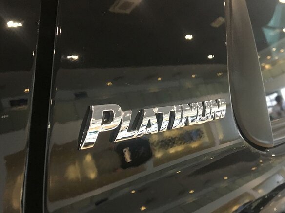 2013 Toyota Sequoia II, чёрный - вид 10