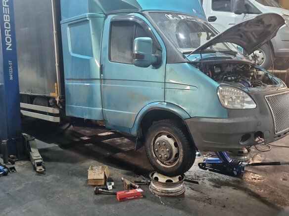 2010 ГАЗ ГАЗель (2705), голубой, 1800000 рублей - вид 25
