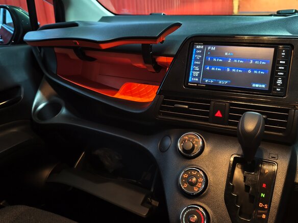 2015 Toyota Sienta II, чёрный, 1100000 рублей - вид 19