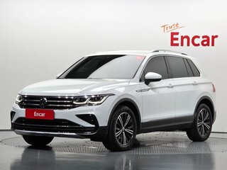 2023 Volkswagen Tiguan II Рестайлинг, белый, 3470000 рублей, вид 1
