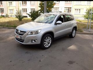 2010 Volkswagen Tiguan I, серебристый, 1050000 рублей, вид 1