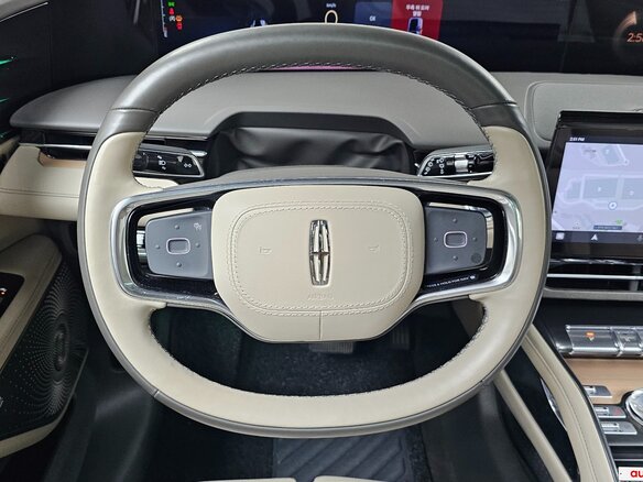 2024 Lincoln Nautilus II, белый, 5995700 рублей - вид 12