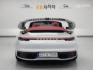 2023 Porsche 911 Carrera S VIII (992), белый, 16500000 рублей, вид 4