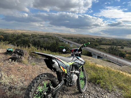 2023 BSE Z3, зелёный, 160000 рублей, вид 4