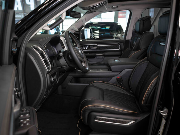 2026 Ram 1500 Crew Cab V Рестайлинг, чёрный, 10490000 рублей - вид 15
