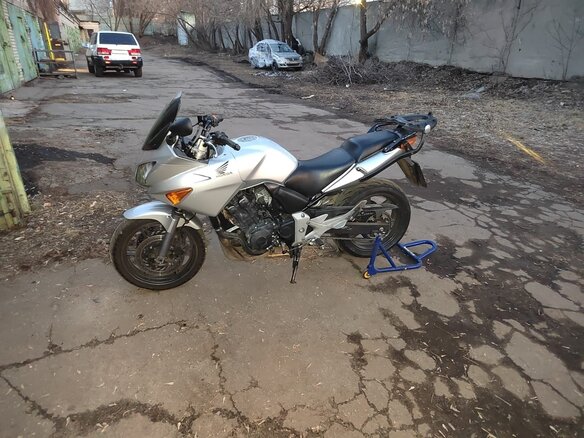 2004 Honda CBF 600, серебристый, 335000 рублей - вид 11