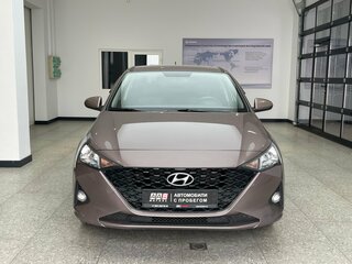 2020 Hyundai Solaris II Рестайлинг, коричневый, 1570000 рублей, вид 2