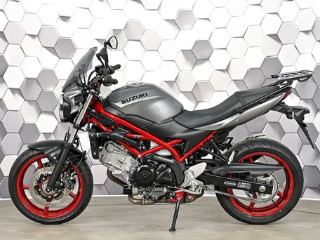 2019 Suzuki SV 650, серый, 495000 рублей, вид 4
