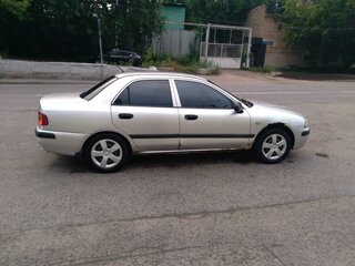 2003 Mitsubishi Carisma I Рестайлинг, серый, 175000 рублей, вид 3
