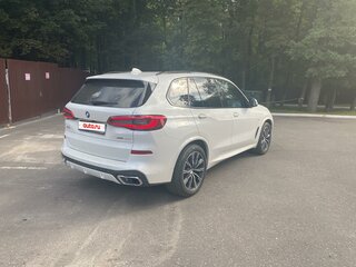 2019 BMW X5 30d IV (G05/G18), белый, 7000000 рублей, вид 2