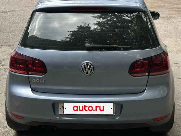 2010 Volkswagen Golf VI, серый, 850000 рублей - вид 2
