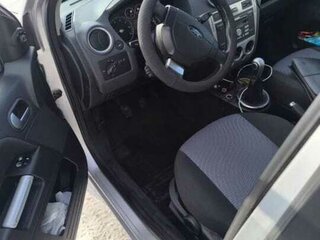 2010 Ford Fusion I Рестайлинг, серебристый, 500000 рублей, вид 4