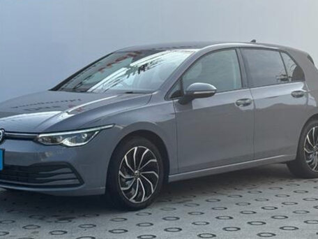 Volkswagen Golf VIII