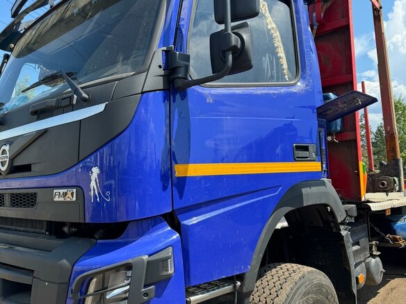 2019 Volvo FMX, синий, 23000000 рублей - вид 2