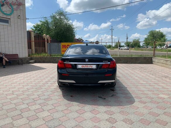 2011 BMW 7 серии 750i xDrive V (F01/F02/F04), чёрный, 2500000 рублей - вид 6
