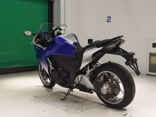 2012 Honda VFR 1200, синий, 800000 рублей, вид 4