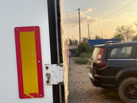 2004 Schmitz Cargobull SKO, красный, 4150000 рублей, вид 3