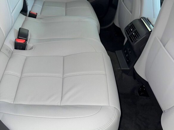 2025 Land Rover Range Rover Velar I Рестайлинг, белый - вид 8