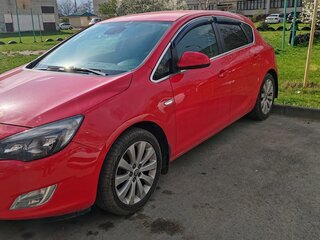 2012 Opel Astra J, красный, 750000 рублей, вид 5