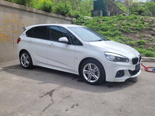 2015 BMW 2 серии Active Tourer 225xe F45, белый, 1600000 рублей, вид 3