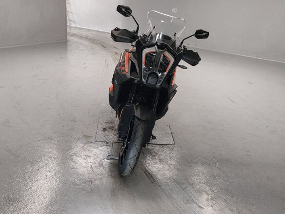 2023 KTM 1290 Super Adventure S, оранжевый, 1700000 рублей - вид 2