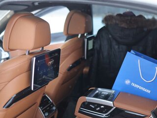 2020 BMW 7 серии 745e VI (G11/G12) Рестайлинг, белый, 5100000 рублей, вид 5