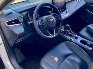 2021 Toyota Corolla XII (E210), белый, 1885000 рублей, вид 3