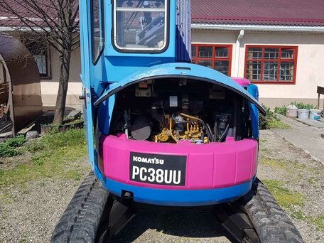 1998 Komatsu PC38, синий, 1700000 рублей, вид 3