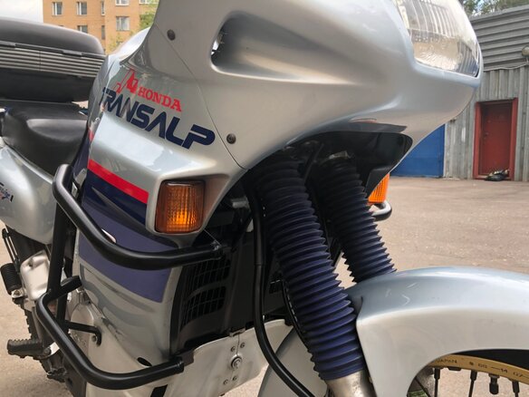 2000 Honda XL600V Transalp, серебристый - вид 9