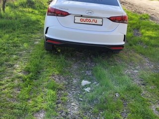 2022 Hyundai Solaris II Рестайлинг, белый, 2000000 рублей, вид 2