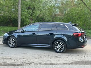 2017 Toyota Avensis III Рестайлинг 2, чёрный, 2500000 рублей, вид 1