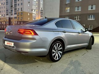 2019 Volkswagen Passat B8, серебристый, 2650000 рублей, вид 5