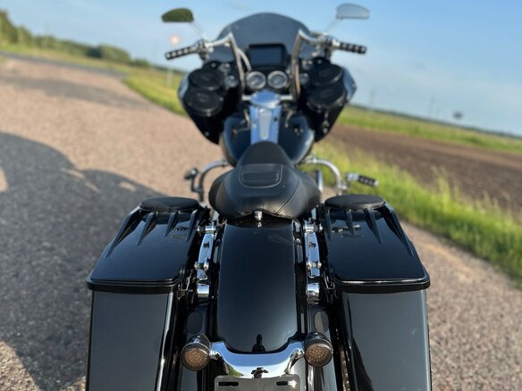 2013 Harley-Davidson Road Glide, чёрный, 1050000 рублей - вид 5