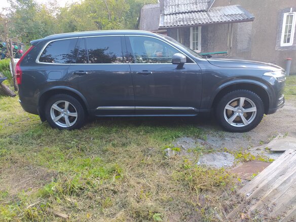 2017 Volvo XC90 II, чёрный, 3000000 рублей - вид 3