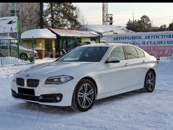 2015 BMW 5 серии 525d xDrive VI (F10/F11/F07) Рестайлинг, белый, 2500000 рублей - вид 5