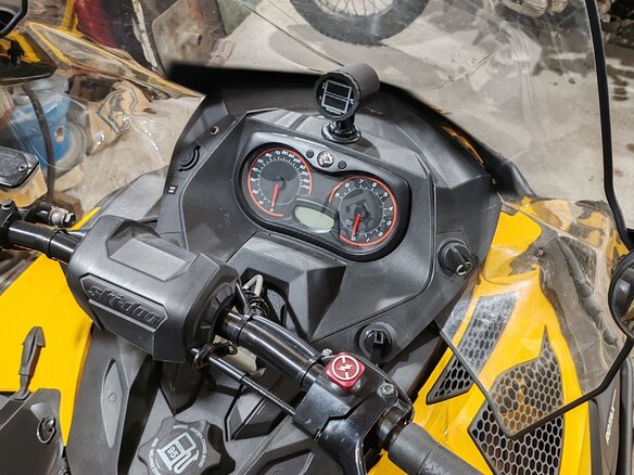 2014 BRP Ski-Doo Tundra 550, жёлтый, 1000000 рублей - вид 4