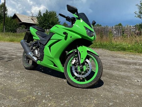 2011 Kawasaki Ninja 250R, зелёный, 250000 рублей, вид 3