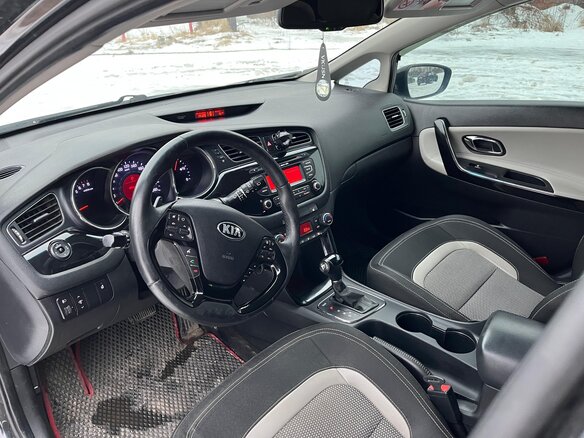 2013 Kia Ceed II, чёрный, 1200000 рублей - вид 11