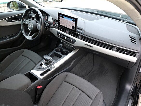 2021 Audi A4 30 TDI V (B9) Рестайлинг, чёрный, 2998000 рублей - вид 17